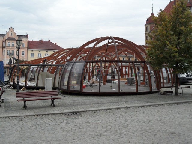 Rozbierają Kopuły w Tarnowskich Górach na Rynku - 25 września 2013 r.