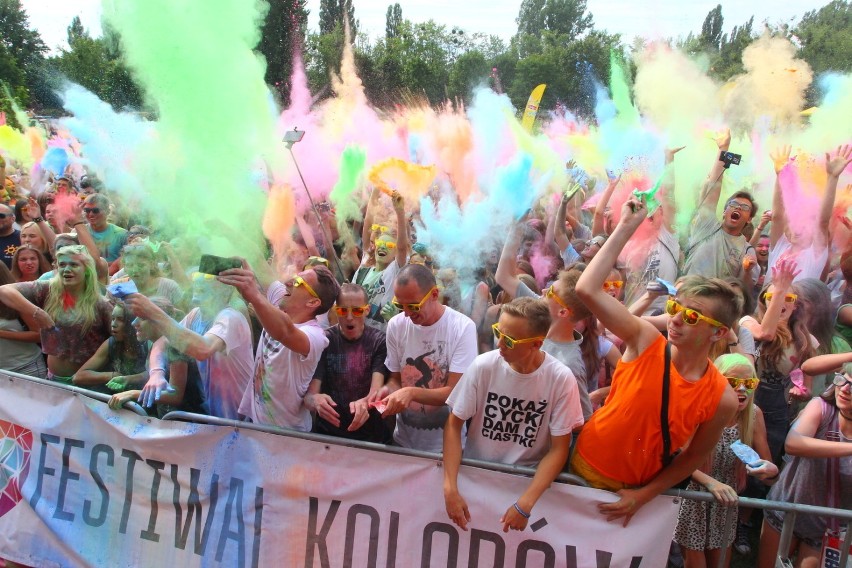 Festiwal Kolorów w Poznaniu: W parku Kasprowicza nie żałowali farb!