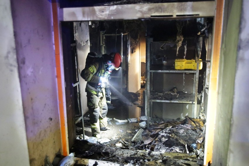 Pożar w szpitalu MSWiA w Lublinie. Zobacz zdjęcia z akcji w trakcie dogaszania