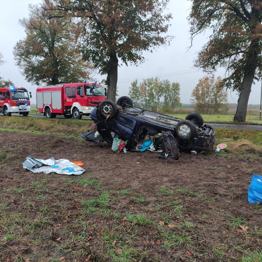 Dachowanie na trasie Trzcianka-Biała