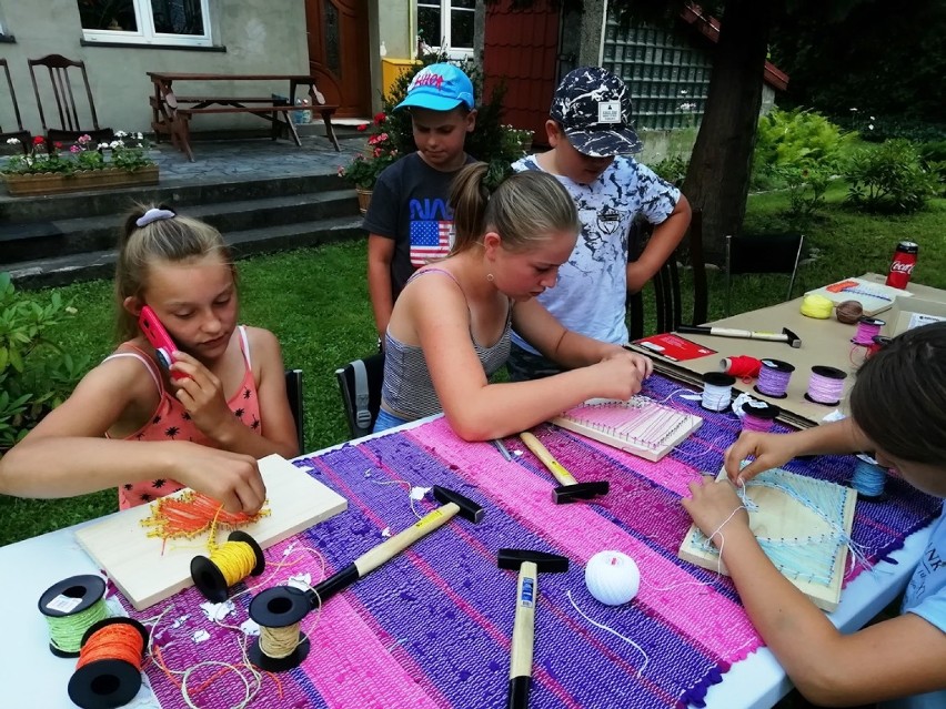 Sztuka gwoździa i nitki w Krosnowicach. Zobacz wyjątkowe prace! 