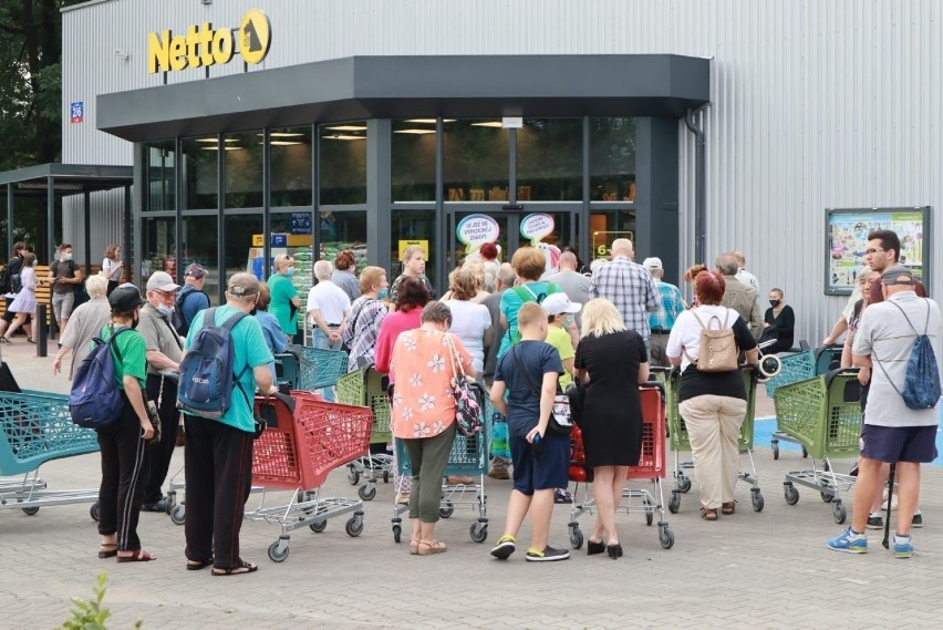 Sklep przy ul. Dylika2/6 został otwarty w środę 1 lipca o...