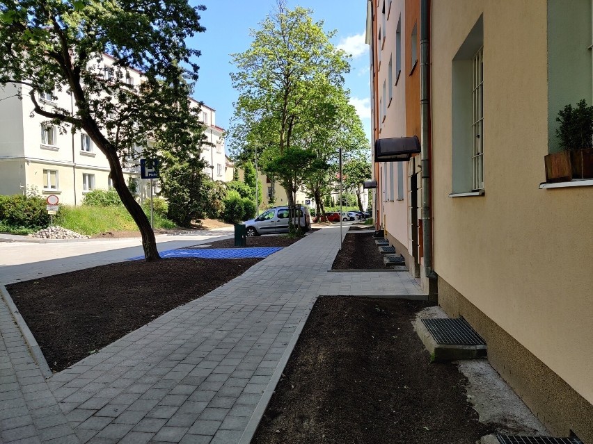 Nowa siedziba gdyńskiej straży miejskiej na zabetonowanej ul. Necla. Strażnicy będą stamtąd pilnować KLIMATycznego Centrum Gdyni