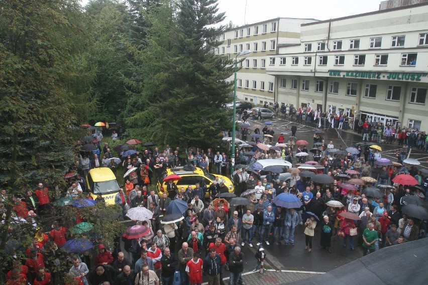 Sosnowiec: górnicy z Kazimierza-Juliusza założyli Komitet Obrony Kopalni. Nie ufają związkom [FOTO]