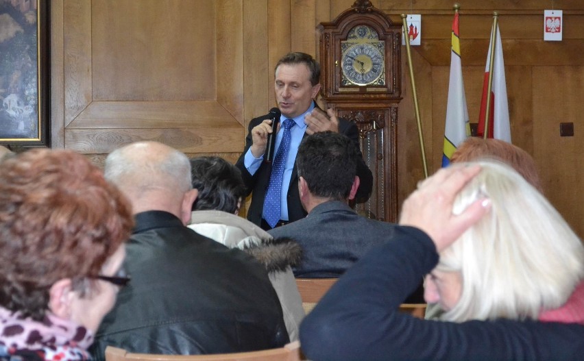 Mieszkańcy rozmawiali z burmistrzem Malborka o komunikacji