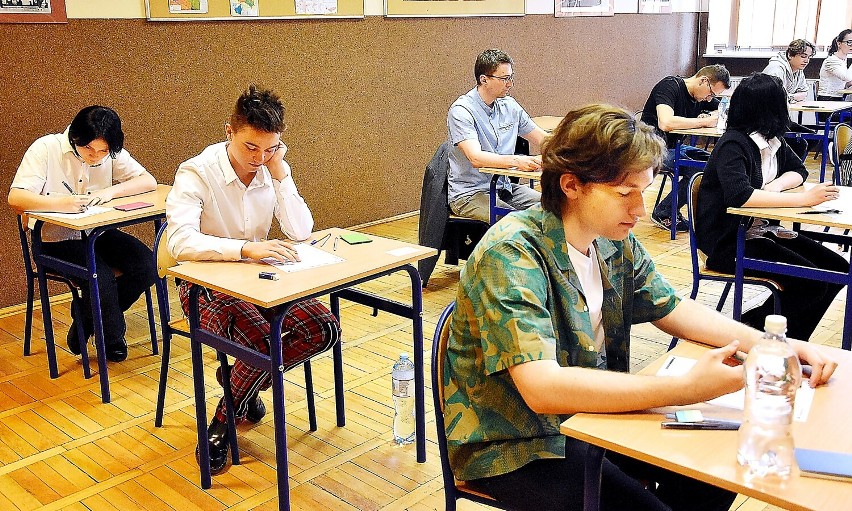 W Pile odbył się międzynarodowy egzamin z języka angielskiego na poziomie B2 oraz C1. Zobaczcie zdjęcia