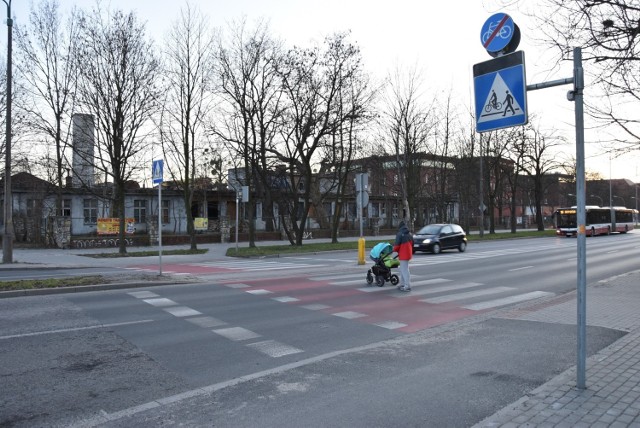 Na przejściu dla pieszych na wysokości skrzyżowania ulicy Ozimskiej i Kani w Opolu ma się pojawić sygnalizacja świetlna
