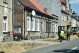 Trwa budowa ścieżki pieszo-rowerowej na ulicy Potulickiej w Nakle [zdjęcia]