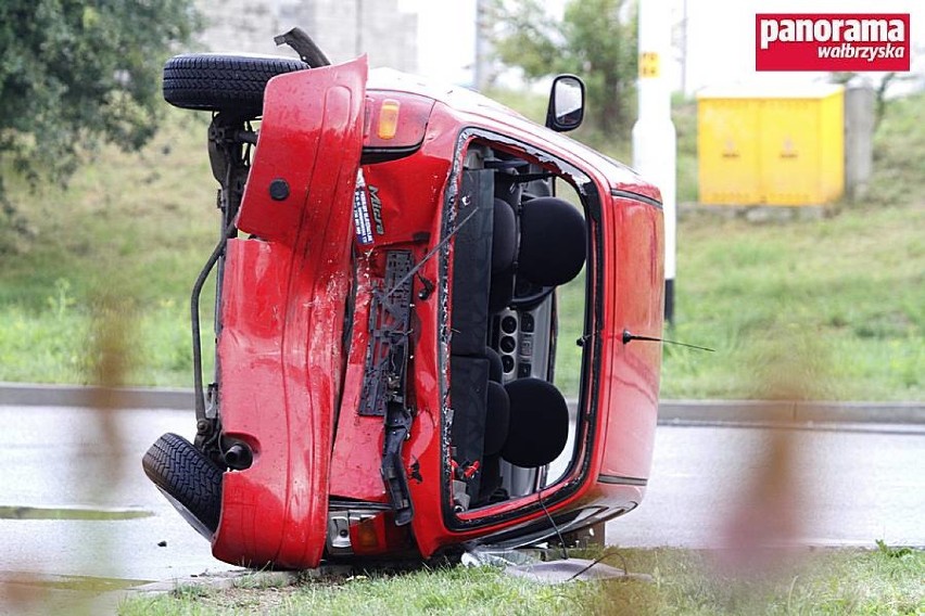 Wypadek drogowy na al. Podwale w Wałbrzychu
