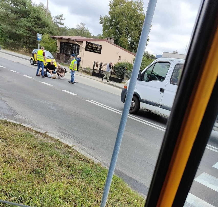 50-letni kierujący pojazdem marki Renault potrącił kobietę...