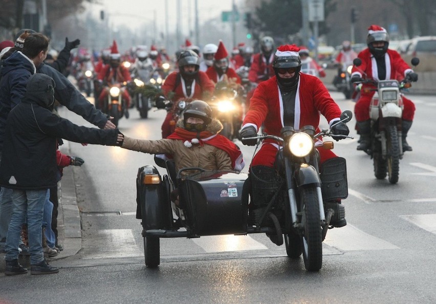 Parada Mikołajów na motocyklach w Trójmieście [ZOBACZ ZDJĘCIA]