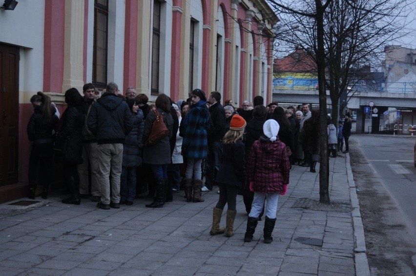 Śrem: Pectus zagrał koncert w hali Bazar. Zobacz, jak bawili się śremianie [ZDJĘCIA]