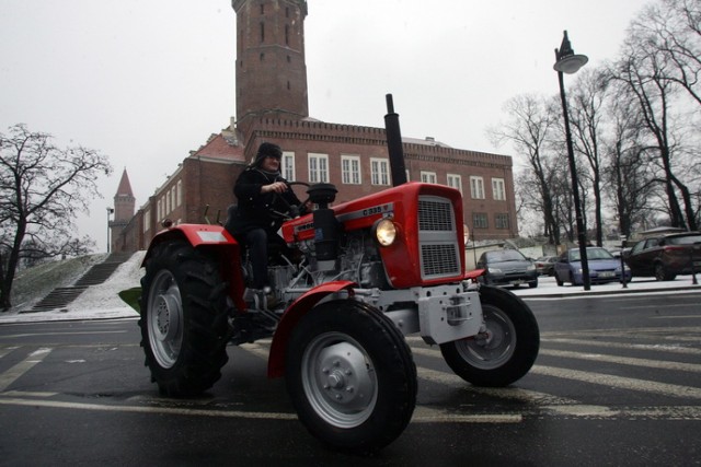 Legnicki traktor pojechał do Ursusa