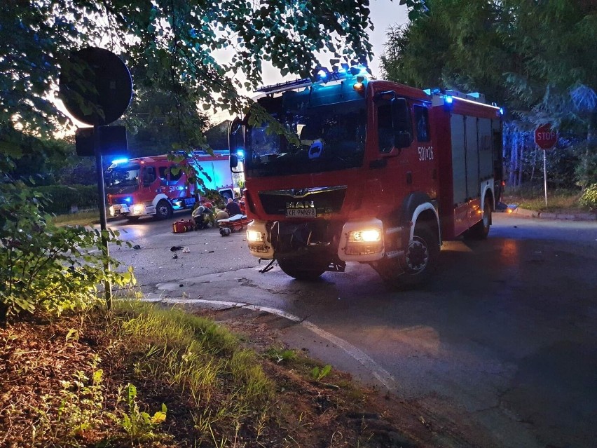 Pijany kierowca doprowadził do wypadku z motocyklem.