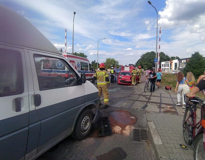Do wypadku doszło na ul. Moniuszki w Żarach w pobliżu...