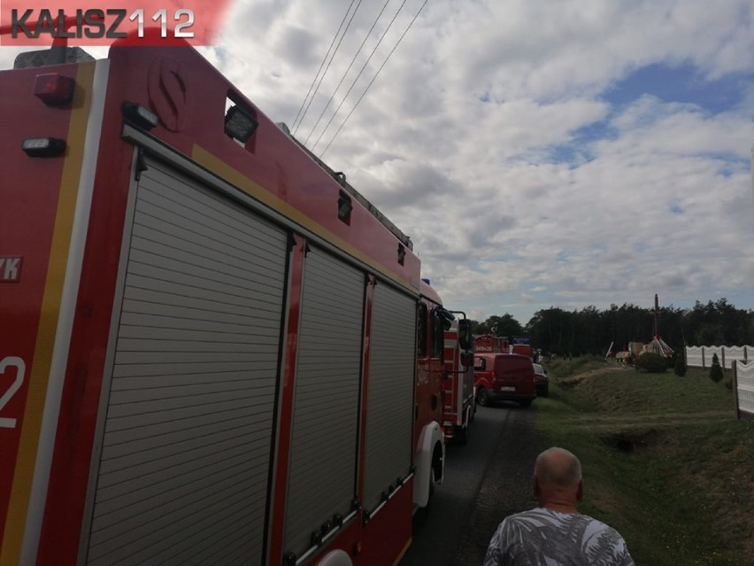 W miejscowości Janków samochód osobowy zderzył się z autobusem jadącym do Chocza