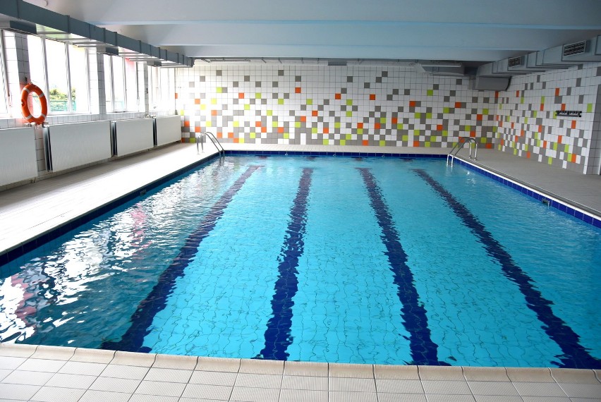 Szkolny basen na Piaskach zmienił się nie do poznania