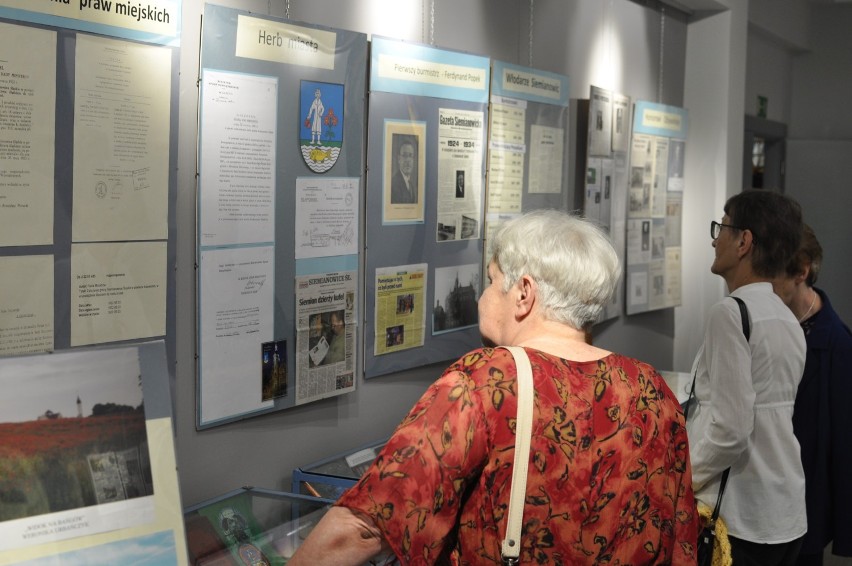 Wystawa z okazji 85-lecia nadania praw miejskich Siemianowicom Śląskim