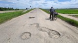 Nowe wiadukty nad autostradą A1 w Sierosławiu to fuszerka? Tak twierdzą mieszkańcy ZDJĘCIA, WIDEO