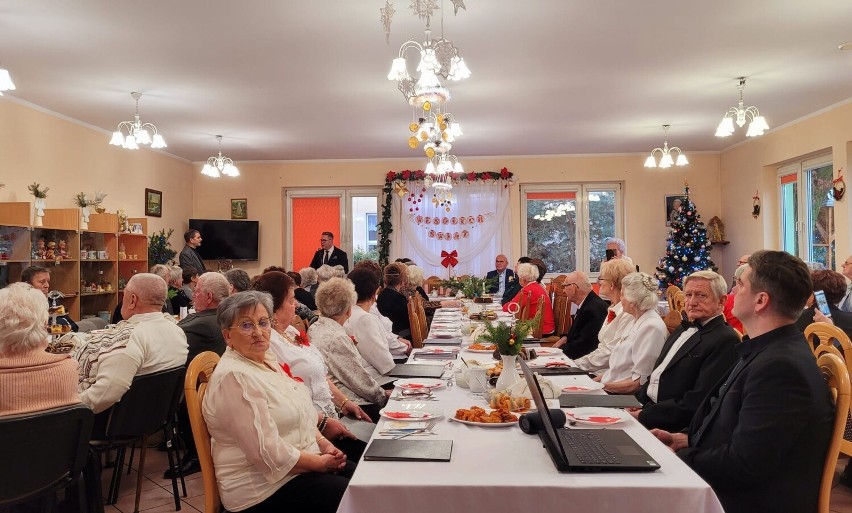 Spotkanie opłatkowe seniorów w Dziennym Domu Seniora w Wągrowcu 
