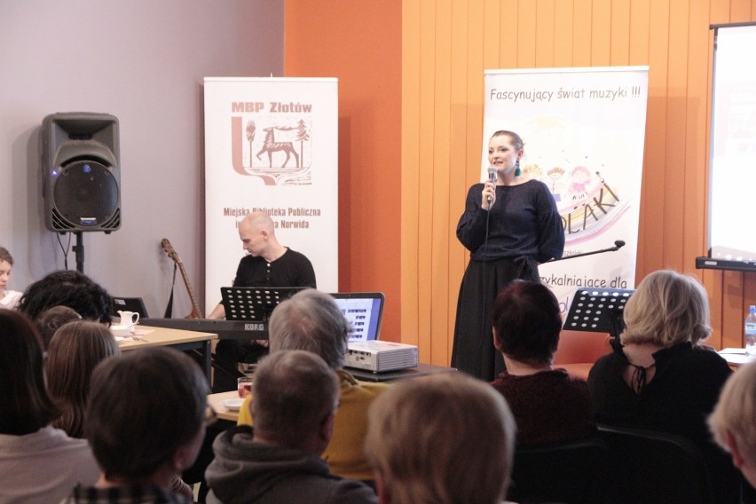 Koncert Agnieszki Kopacz w Miejskiej Biblioteki Publicznej w Złotowie 