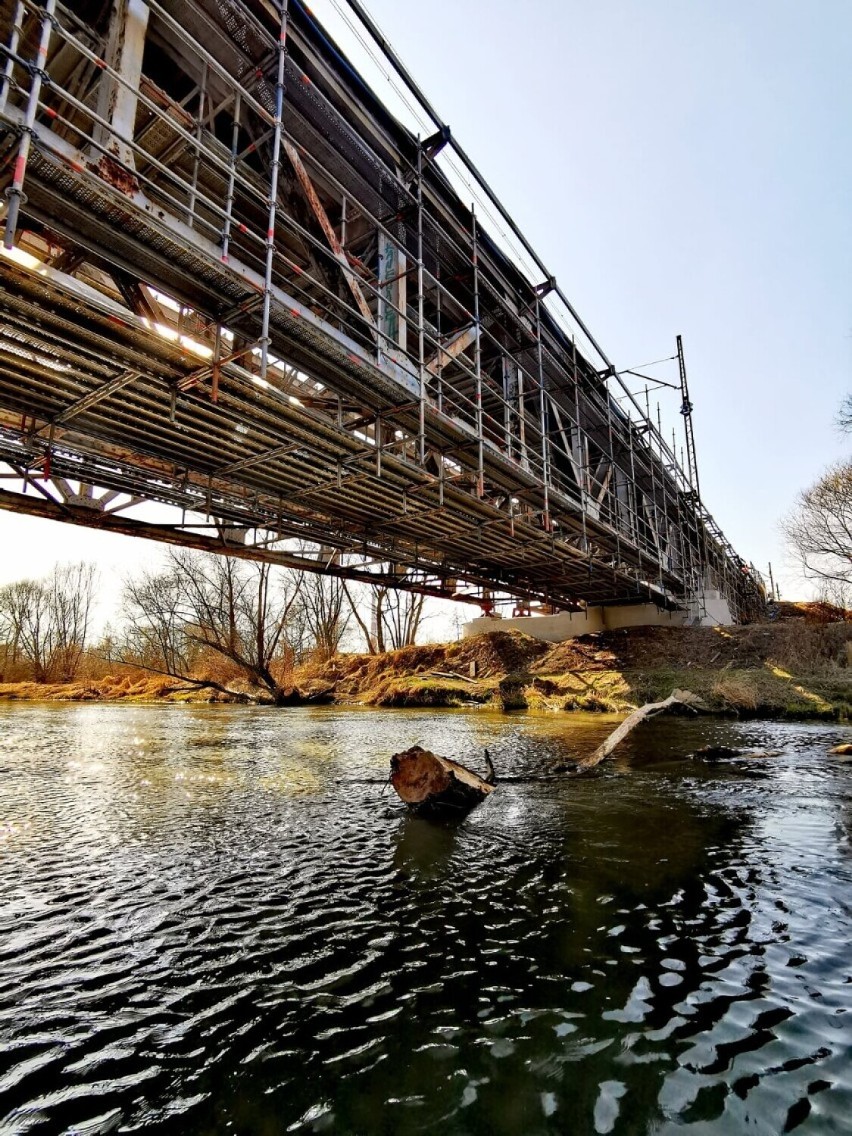 Most kolejowy na Prośnie w Kaliszu ma już 120 lat