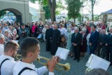 Zmiany w parafii pw. św. Mikołaja w Urzędowie. Mieszkańcy przywitali nowego proboszcza i wikarego