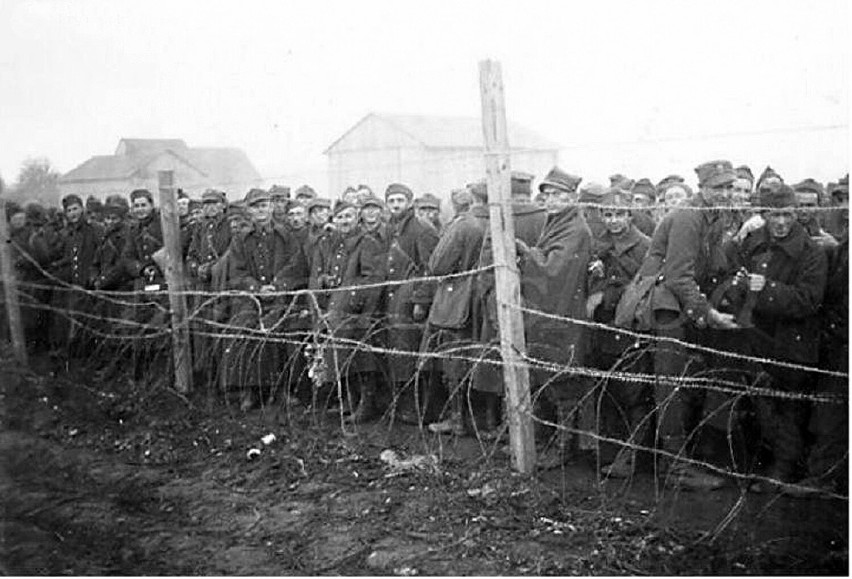1939, obóz jeniecki w Łęczycy.