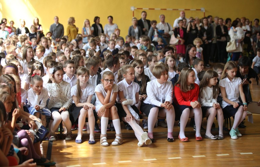 Nowe szkoły na Białołęce. Dzieci pójdą do nich...