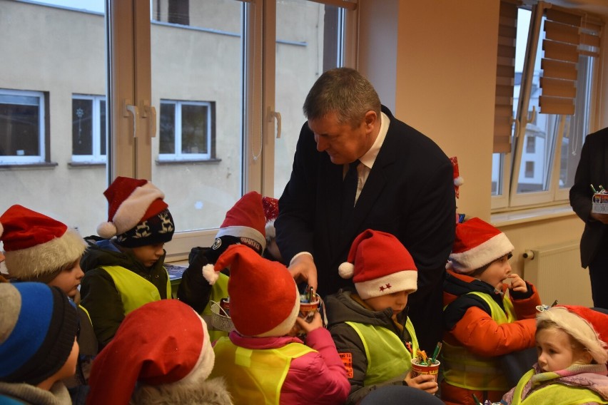Przedszkolaki odwiedziły burmistrza Rogoźna [ZDJĘCIA]