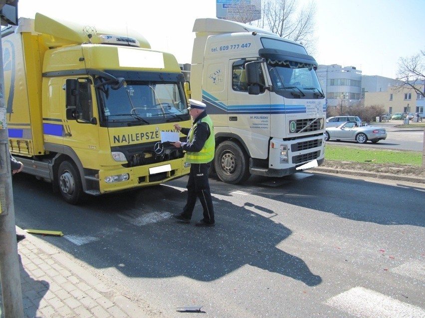 Wypadek przy ulicy Okrzei we Włocławku