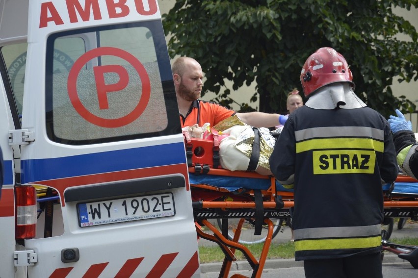 Wypadek w Łowiczu. Kobieta potrącona na pasach (Zdjęcia)