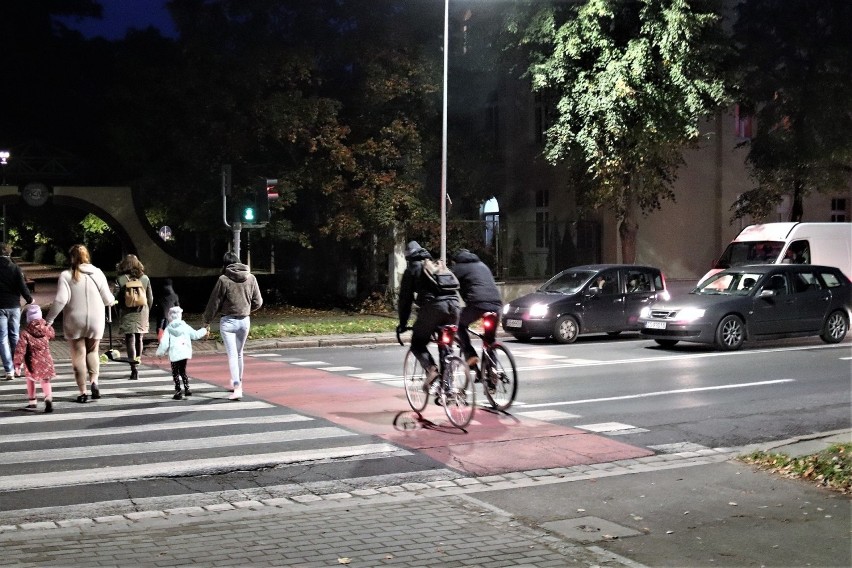 Parcie pieszych i rowerzystów na południe Słupska, jak widać...