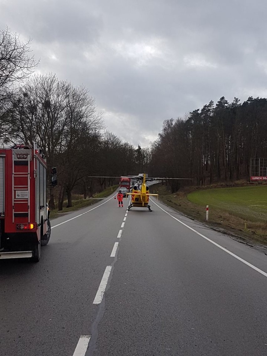 Wypadek w Gniszewie. Kierowca był trzeźwy, wypadł z drogi podczas wyprzedzania [ZDJĘCIA]