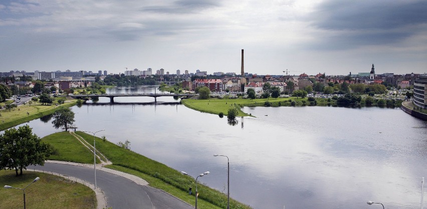 Mija rok od czasu  wielkiej powodzi w Polsce [ZDJĘCIA]