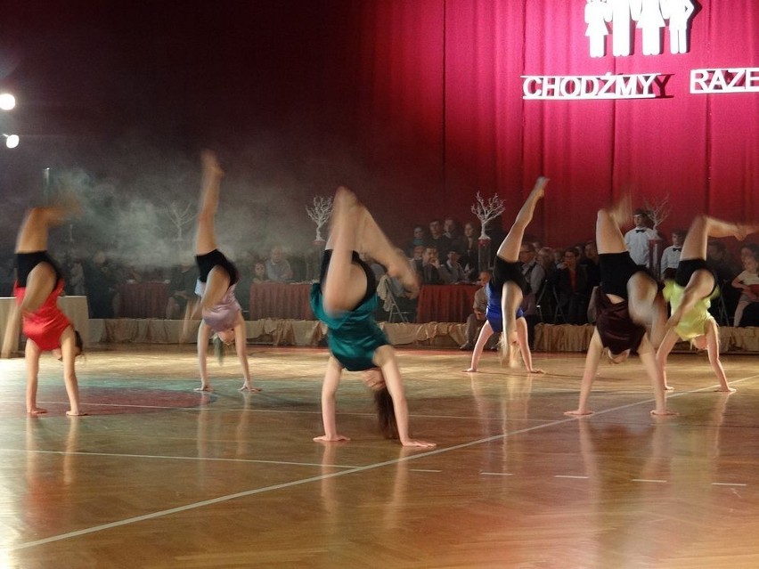 Turniej tańca w Skierniewicach 2013 [ZDJĘCIA]