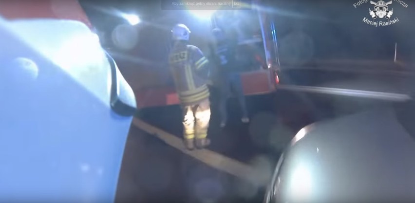Strażak nagrywa pożary. Niesamowite wideo z wnętrza akcji...