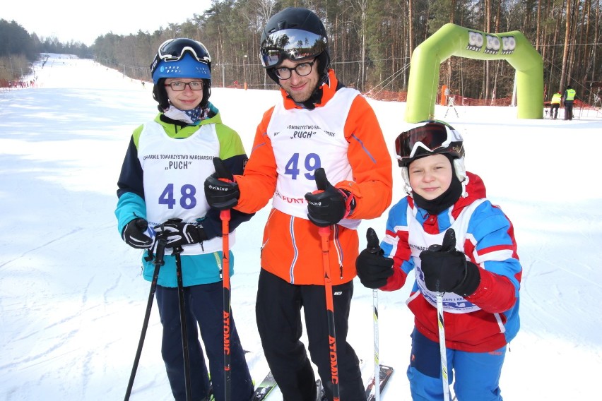 Puchar Gór Świętokrzyskich w Kielcach. Narciarze sprawdzili swoją narciarską formę i dobrze się bawili 