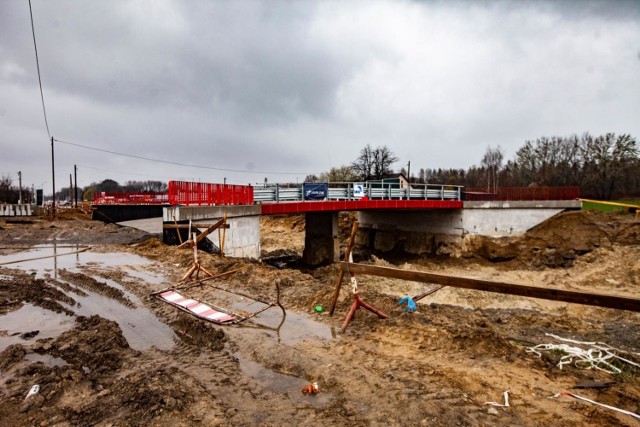 Trwa rozbudowa ul. Igołomskiej w Krakowie. Planowany termin zakończania inwestycji to IV kwartał 2021 r.