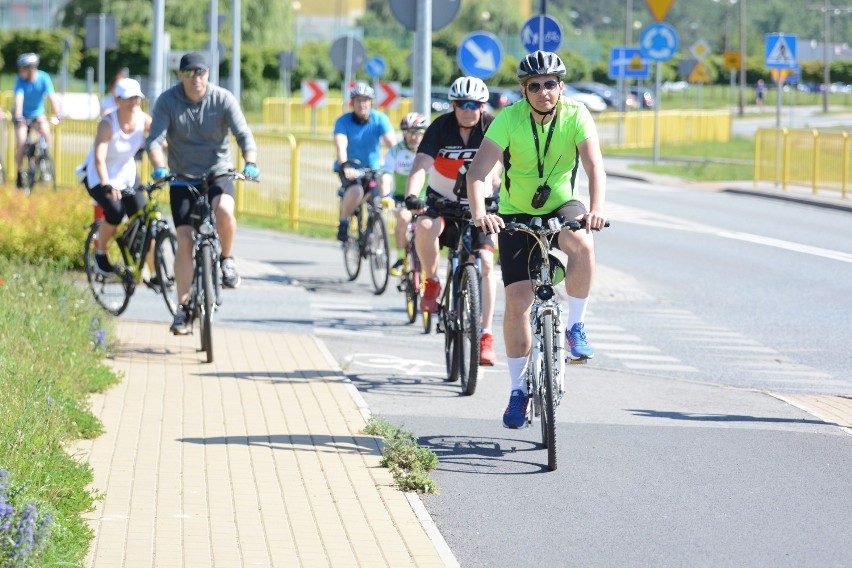 100. miejski rajd rowerowy w Grudziądzu. Na trasie prawie 150 rowerzystów [zdjęcia, wideo]