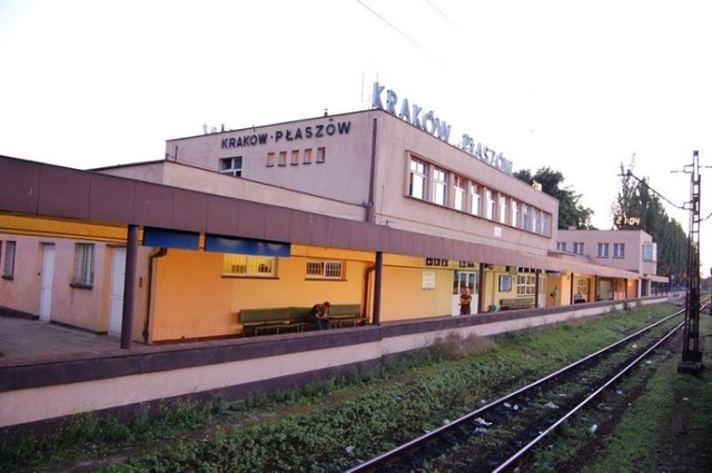 Dworzec zostanie odnowiony do 2015 roku. Wymienione zostanie ...