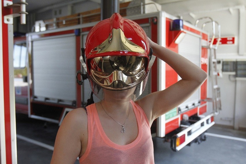 Jak zostać strażakiem? Trzeba mieć kondycję i chęci