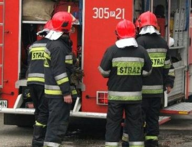 64 razy interweniowali w sobotnią noc poznańscy strażacy. ...