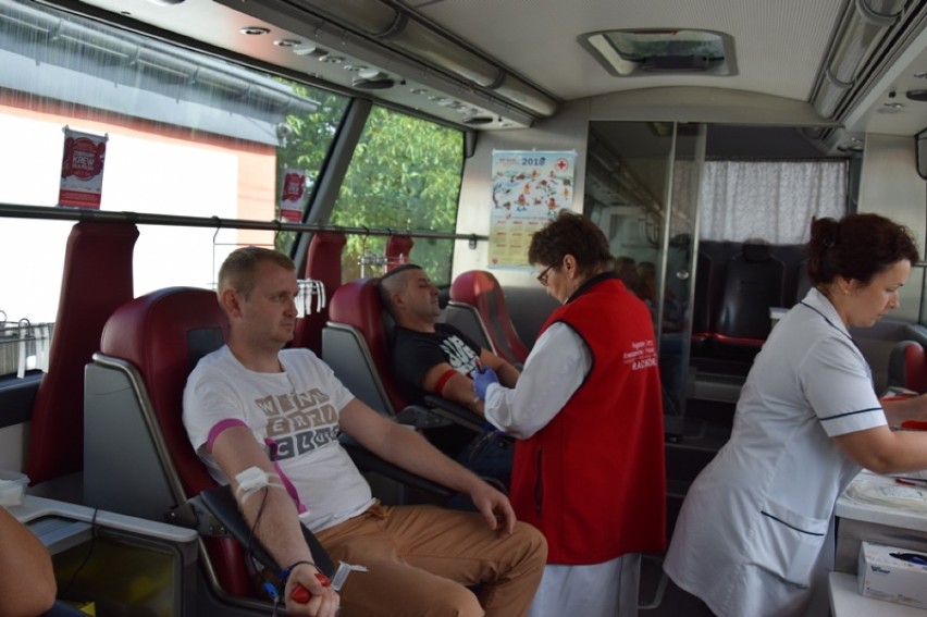 Akcja krwiodawcza w Mszanie. Zebrali ponad 13 litrów krwi! [ZDJĘCIA]