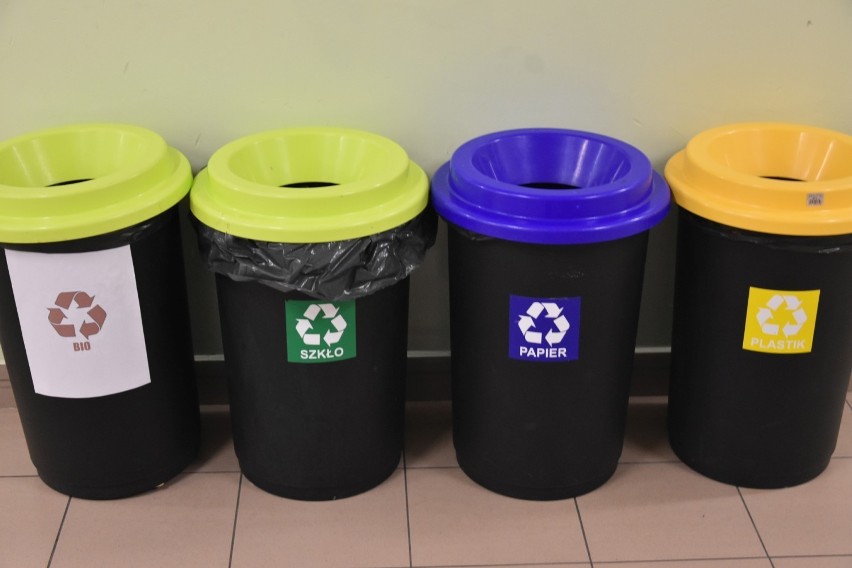 "Problem ze śmieciami (zły system segregowania) i ich...