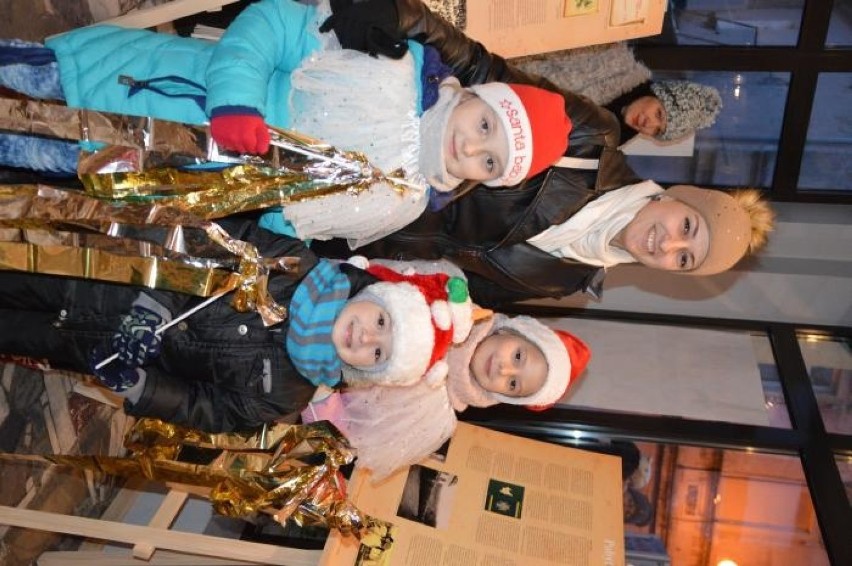 W wielkiej świątecznej paradzie św. Mikołaja udział wzięły...