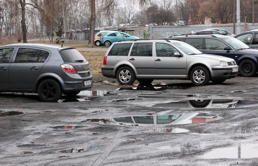 - Przydałby się tutaj remont z prawdziwego zdarzenia: dobra...