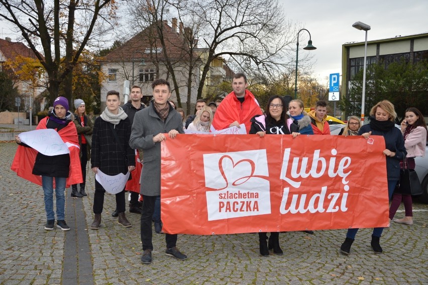 Marsz Szlachetnej Paczki przeszedł w sobotę (16.11.2019)...