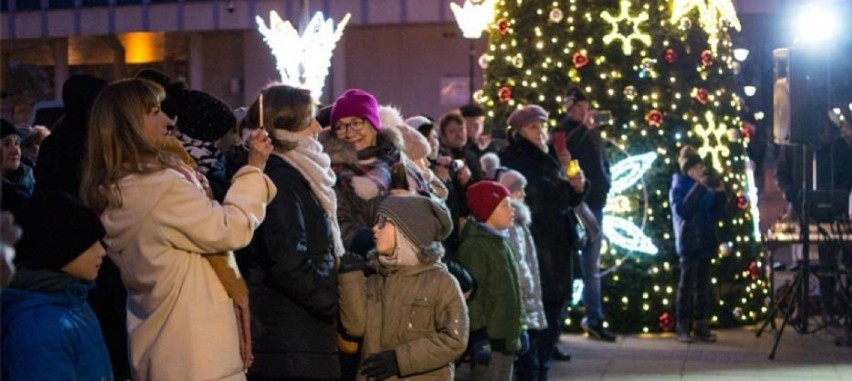 Wigilia rozpocznie się o godz. 15.00, w niedzielę 23 grudnia...