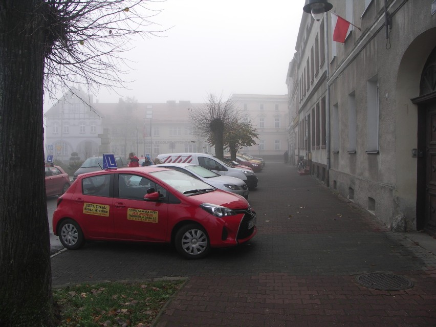 Pod siedzibą WORD Jelenia Góra oddział w Miliczu codziennie...